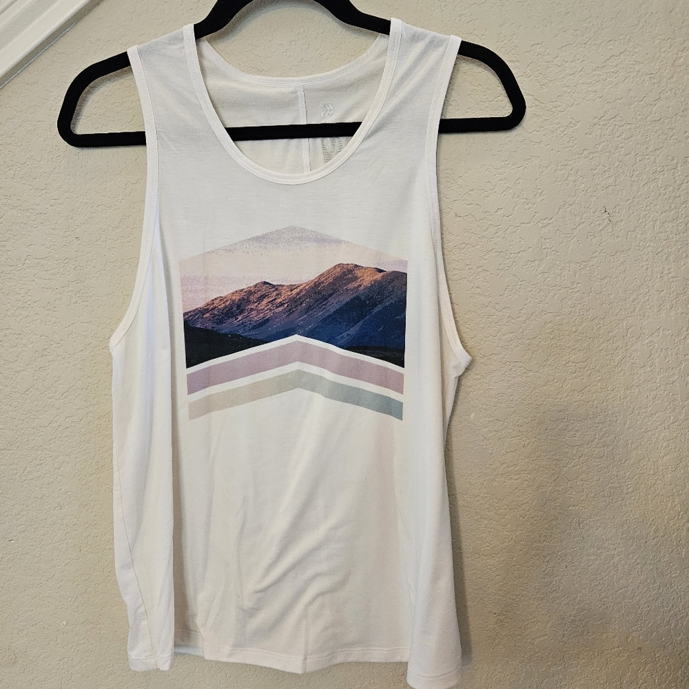 All In Motion Women White M Sleeveless with Mountain Print Athletic Tank Top - Picture 2 of 4
